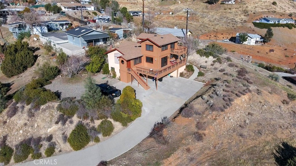 830 Sierra Vista Drive