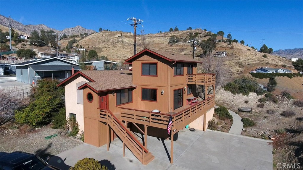 830 Sierra Vista Drive