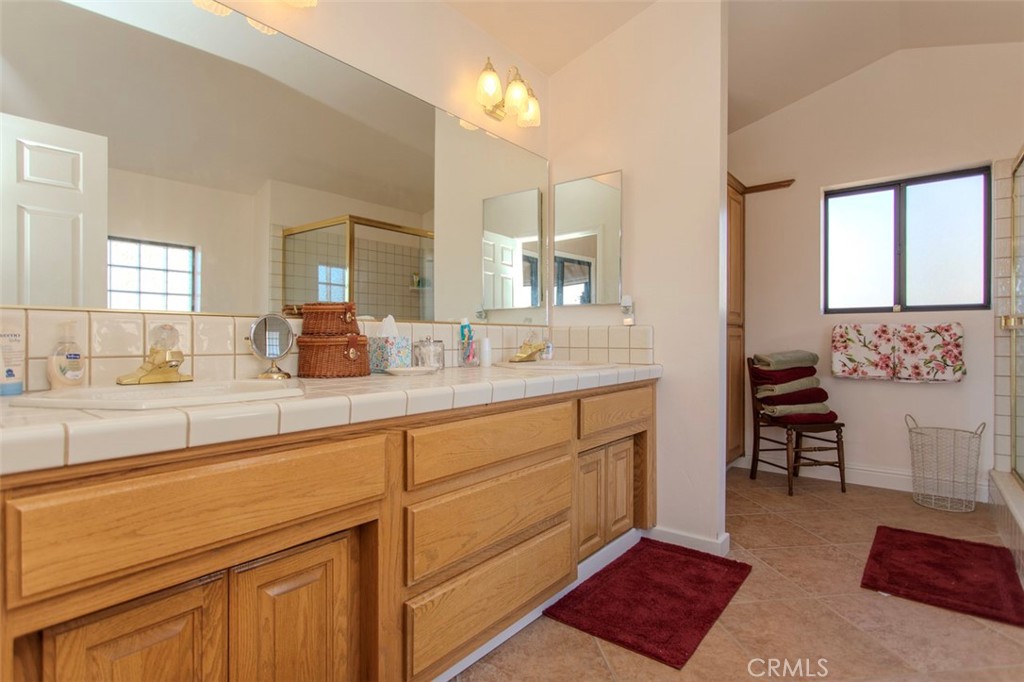 830 Sierra Vista Drive