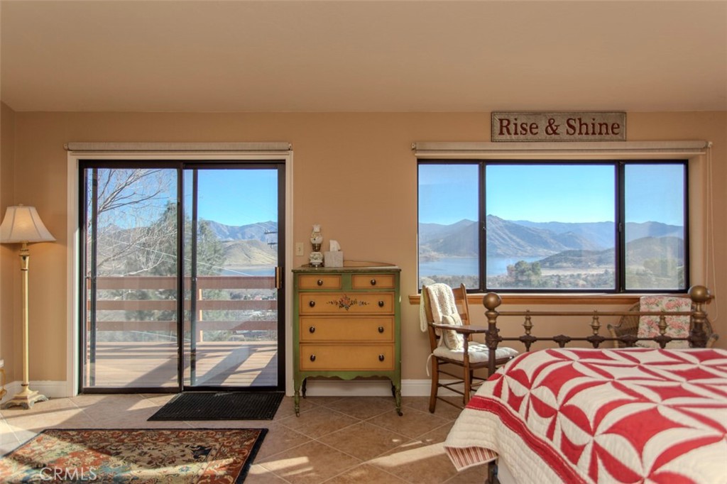 830 Sierra Vista Drive