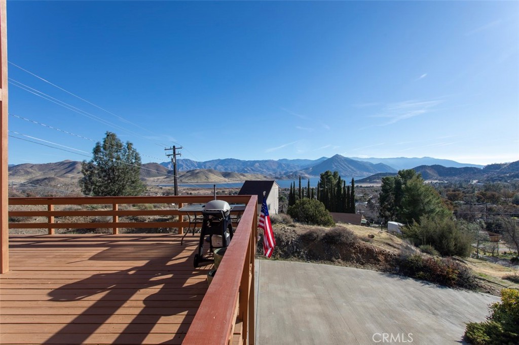 830 Sierra Vista Drive