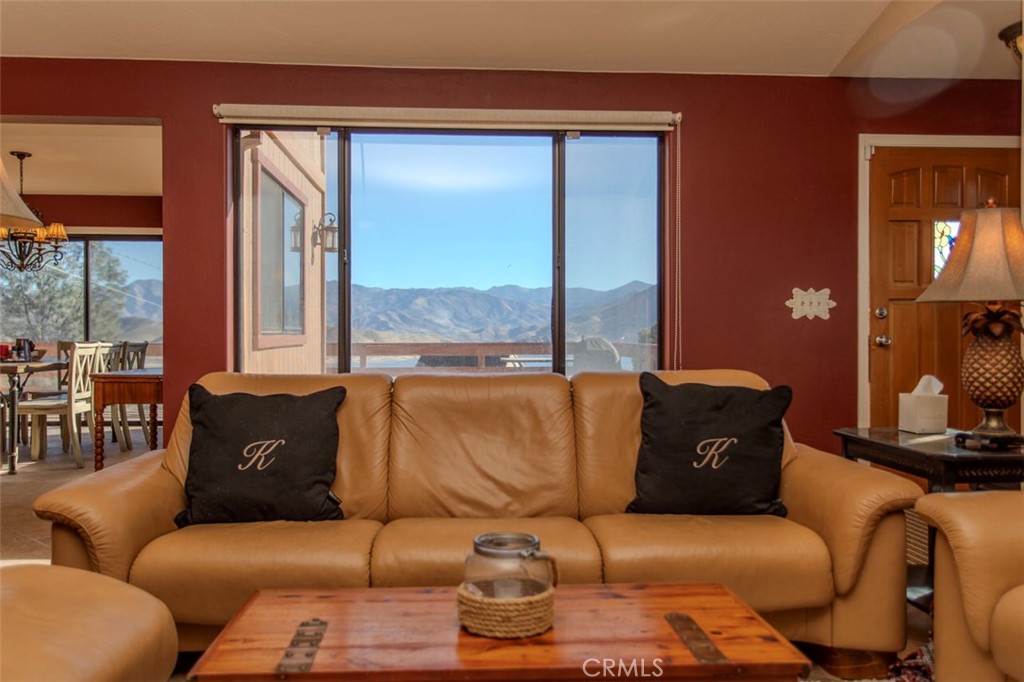 830 Sierra Vista Drive