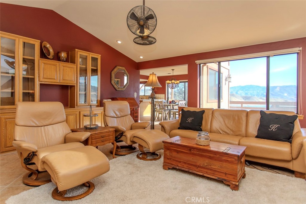 830 Sierra Vista Drive