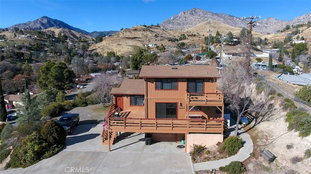 830 Sierra Vista Drive