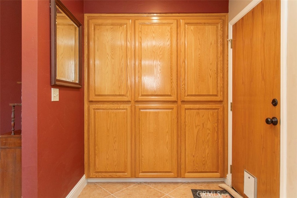 830 Sierra Vista Drive