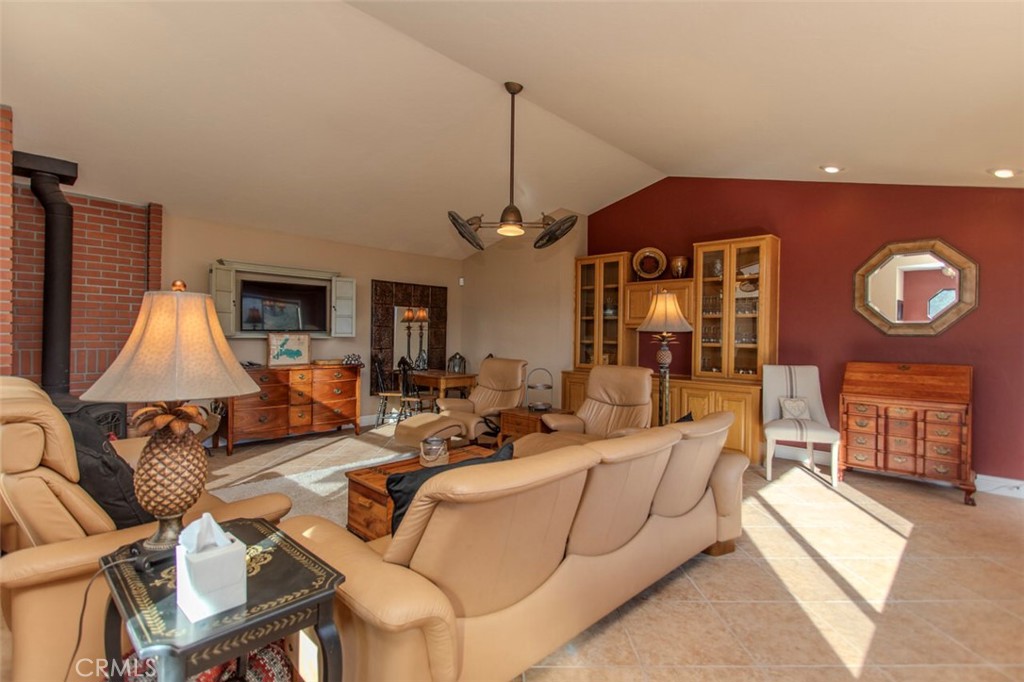 830 Sierra Vista Drive