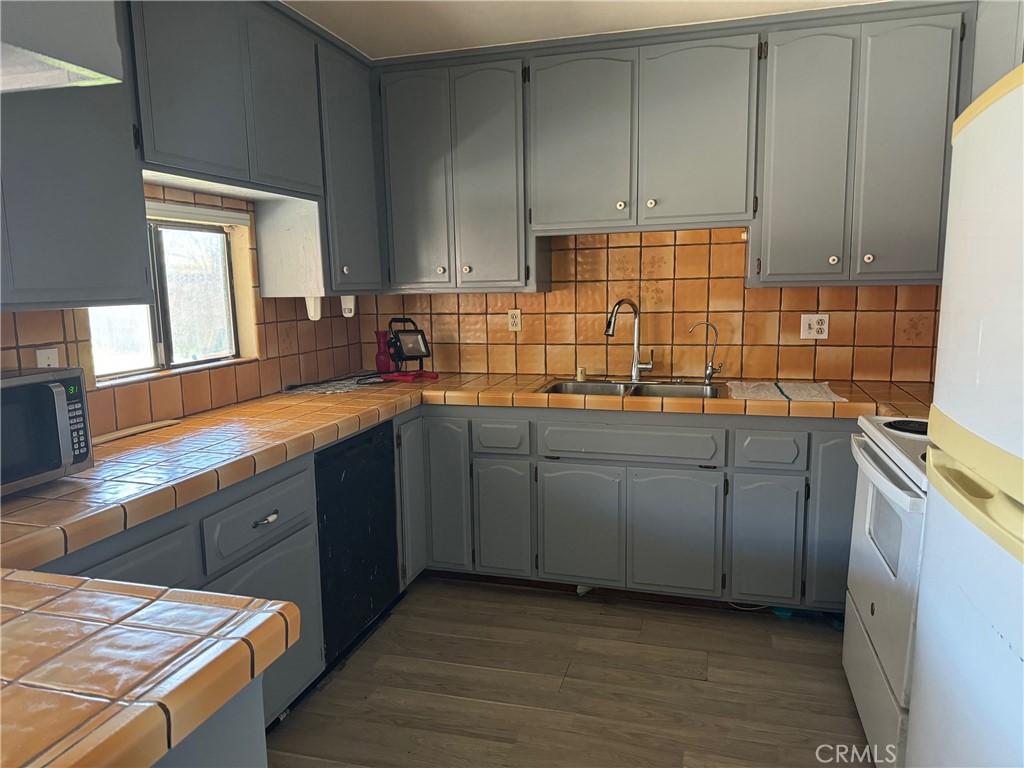 44344 23rd Street W