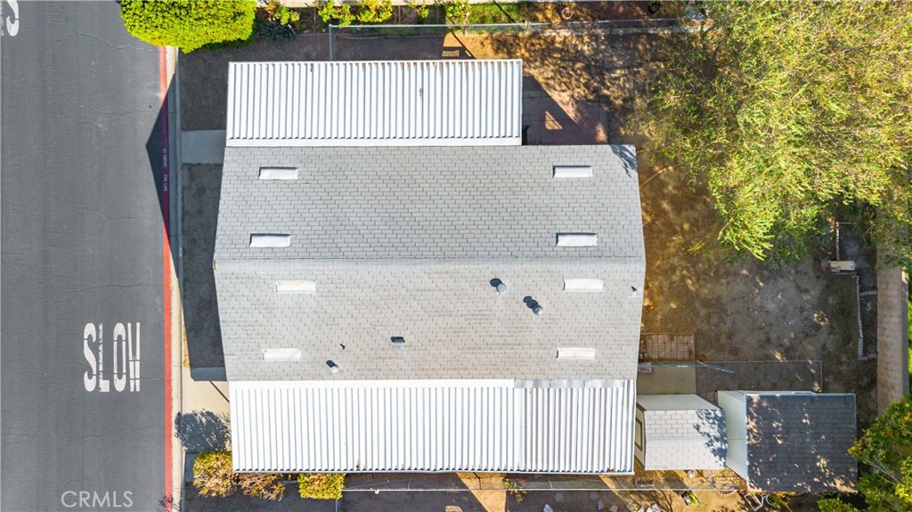 45111 25th E 52