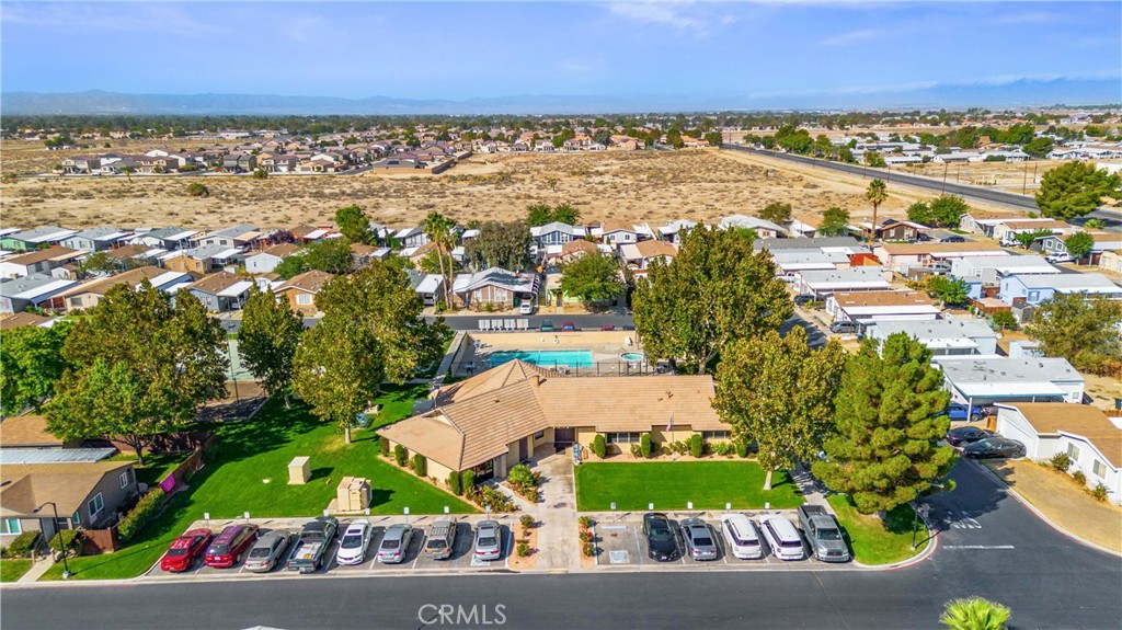 45111 25th E 52
