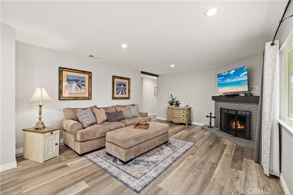 40305 174th Street East