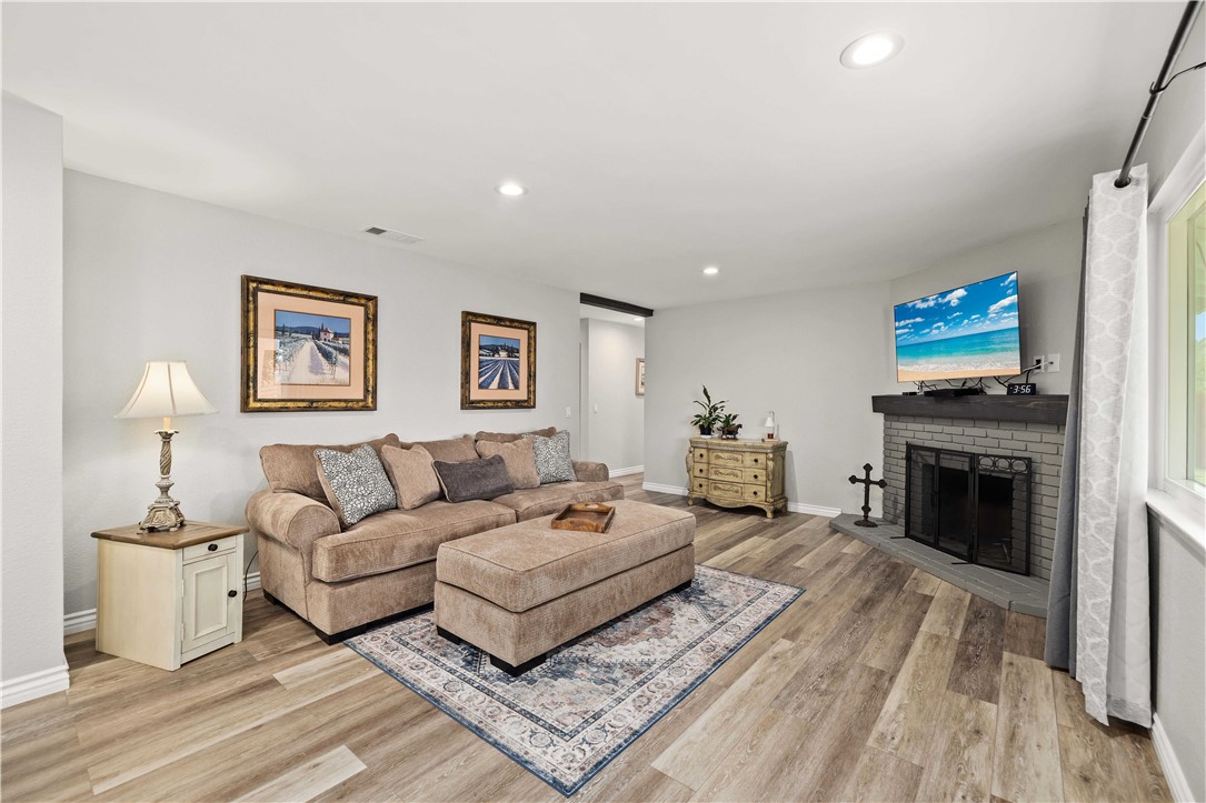 40305 174th Street East