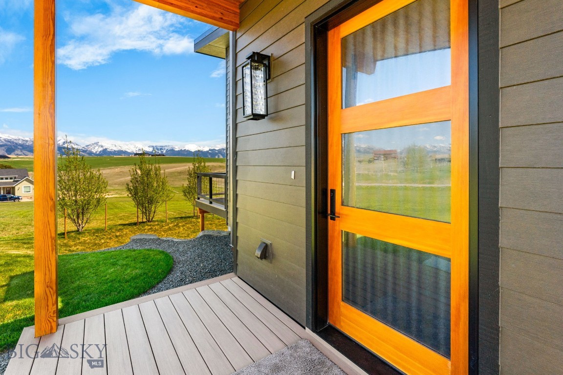 20 Prairie Falcon Lane