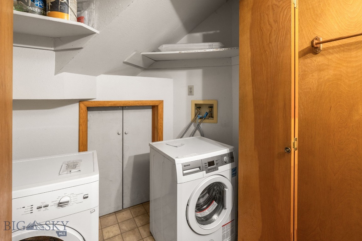 1725 W Koch Street 6