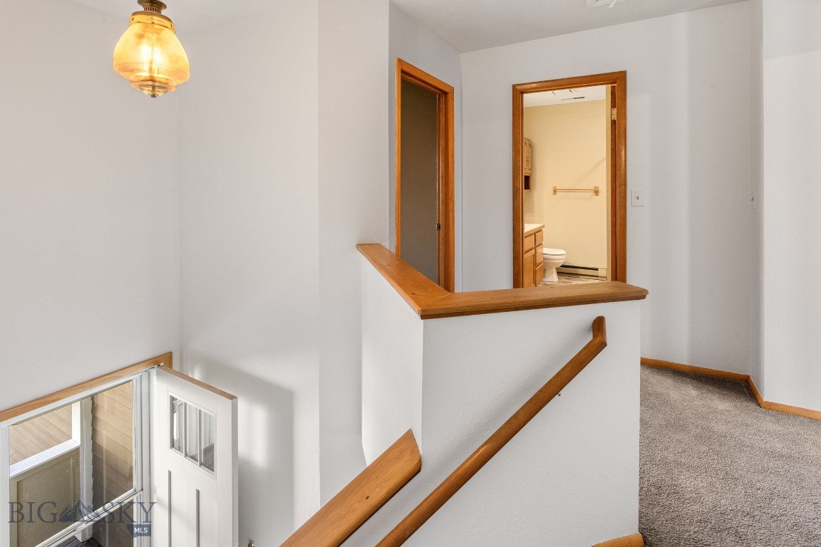 1725 W Koch Street 6