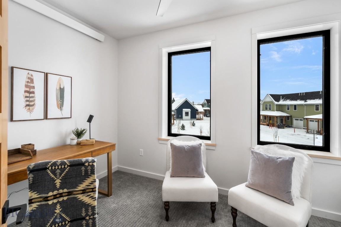 2402 Blue Silos Way