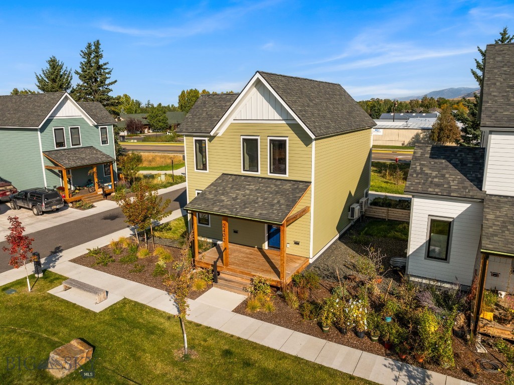 2402 Blue Silos Way