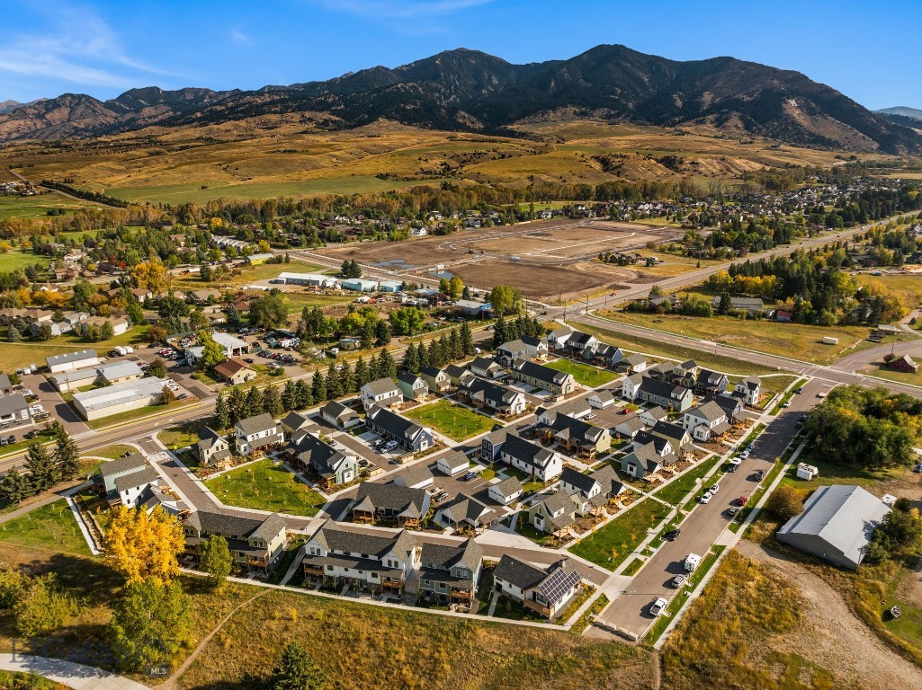 2402 Blue Silos Way