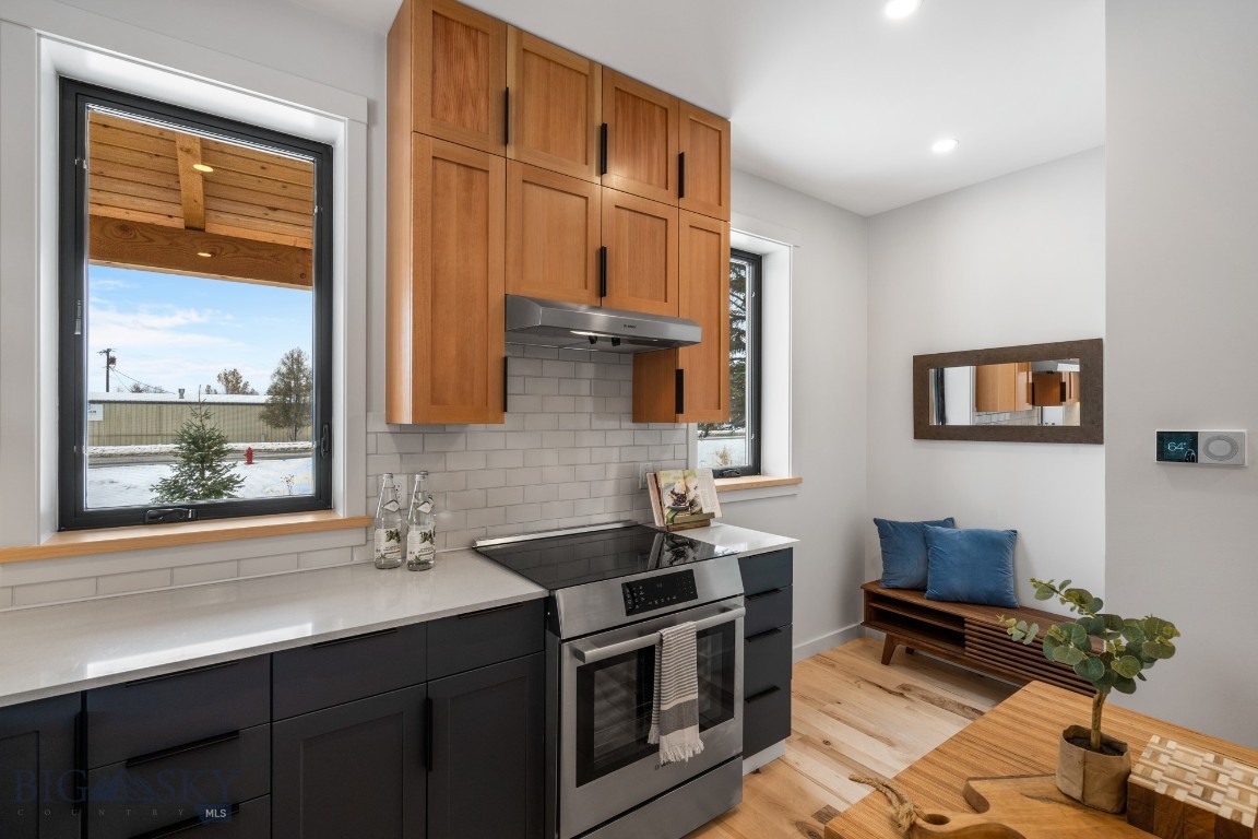2402 Blue Silos Way