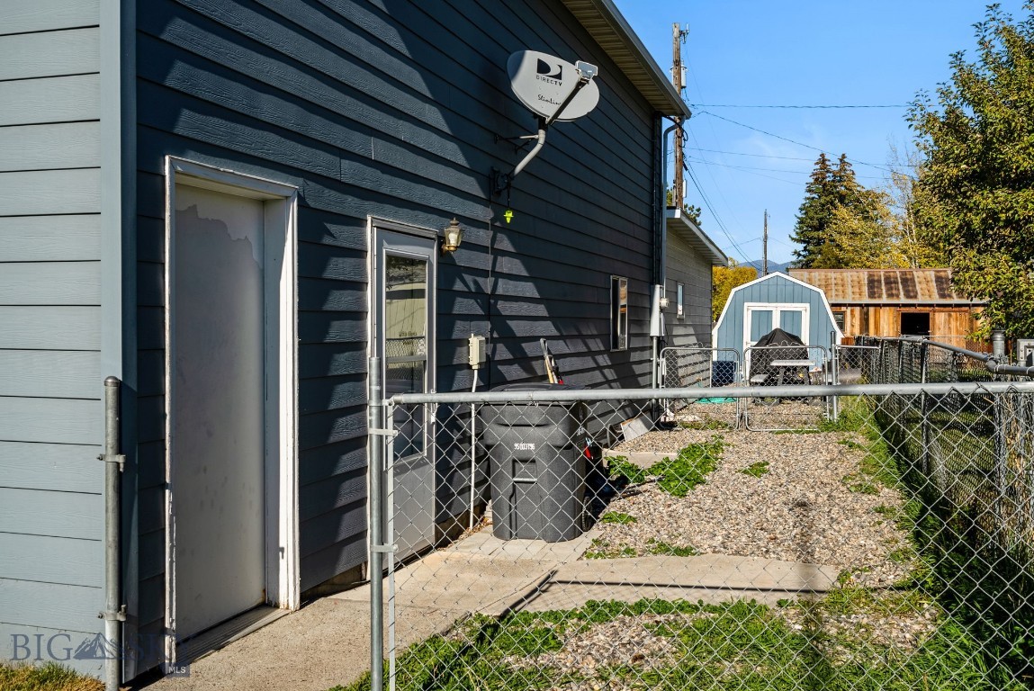 91 E Allison Avenue