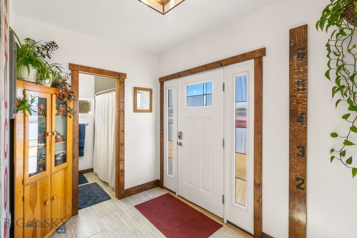 91 E Allison Avenue