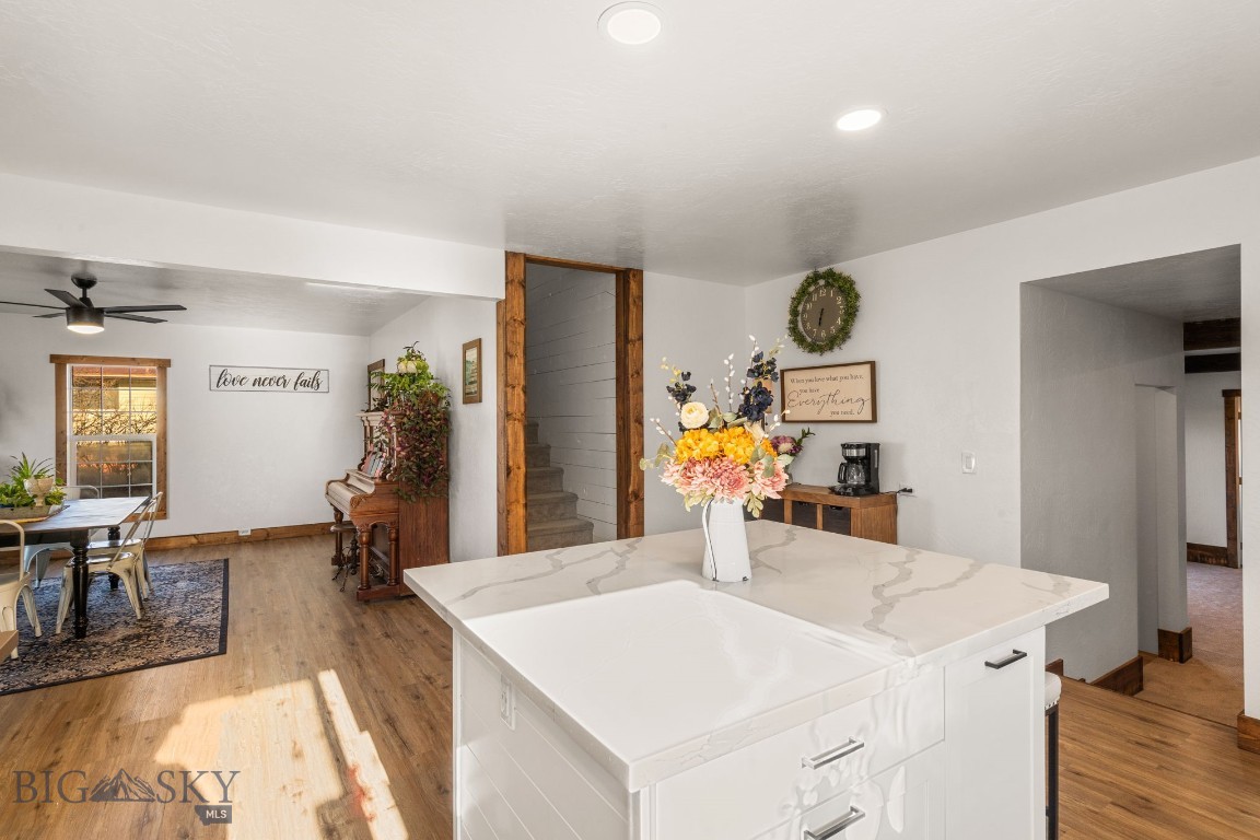 91 E Allison Avenue