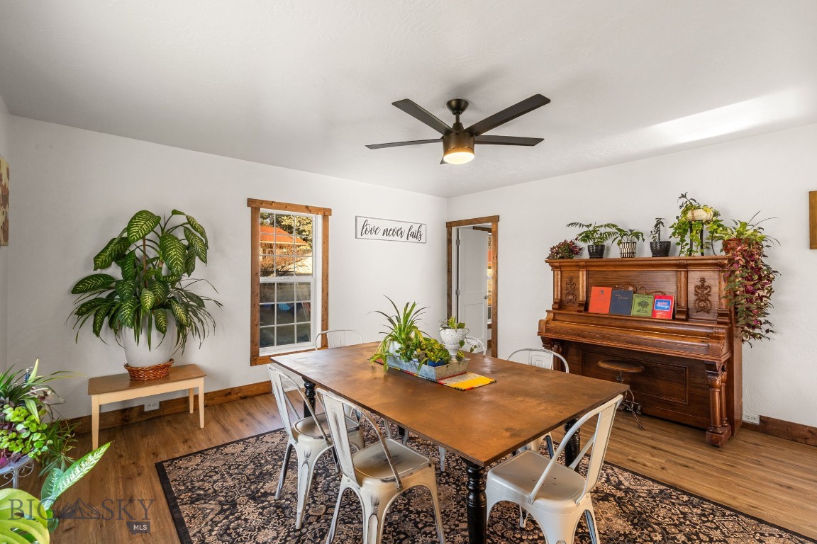 91 E Allison Avenue