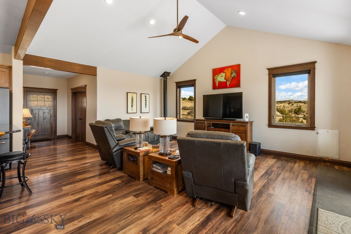 100 Saddle Ridge