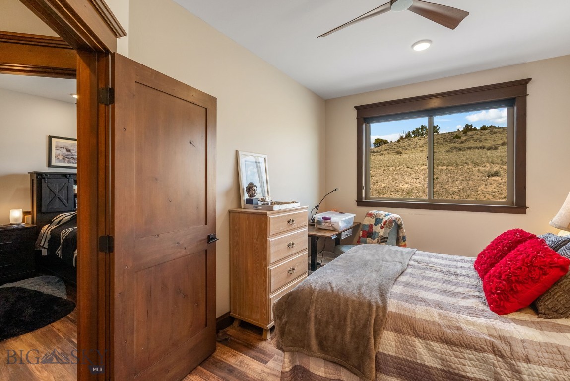 100 Saddle Ridge