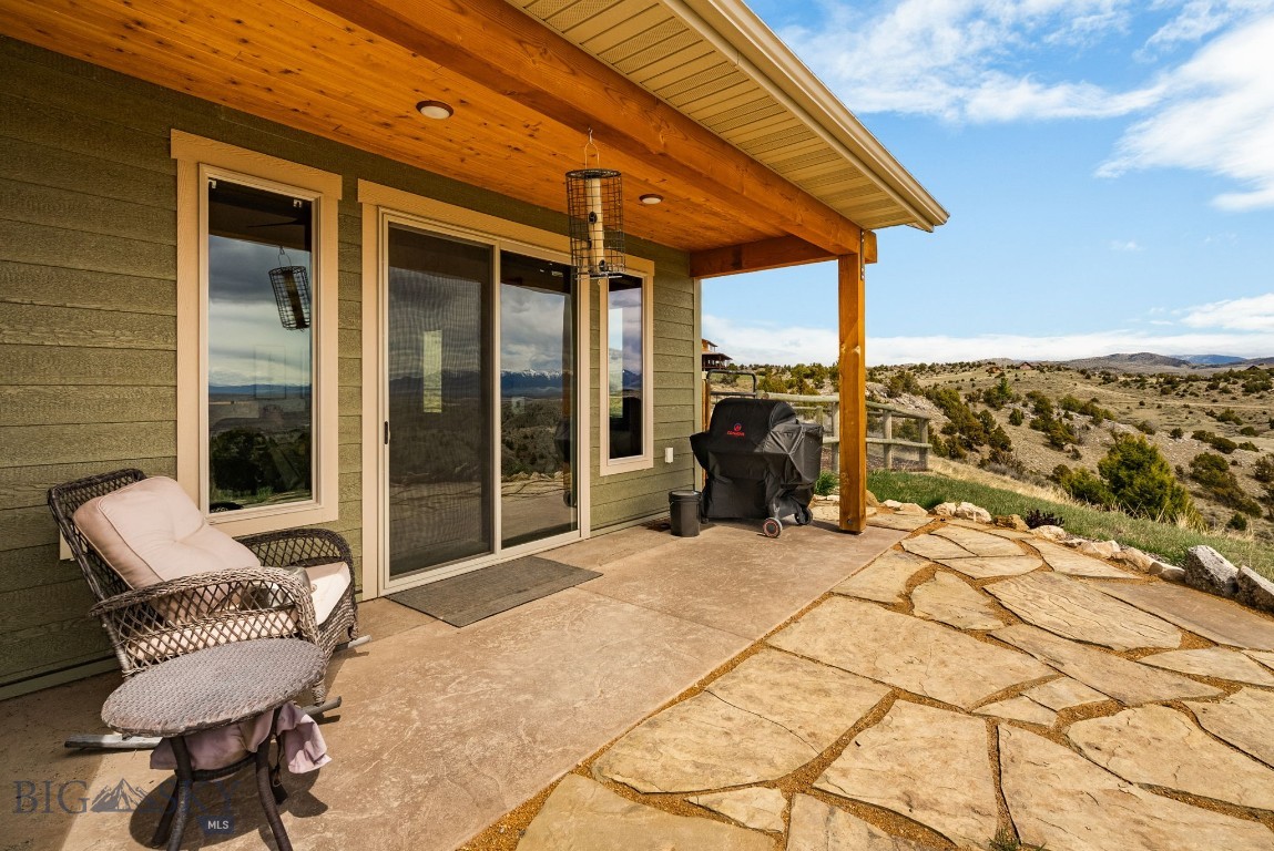 100 Saddle Ridge