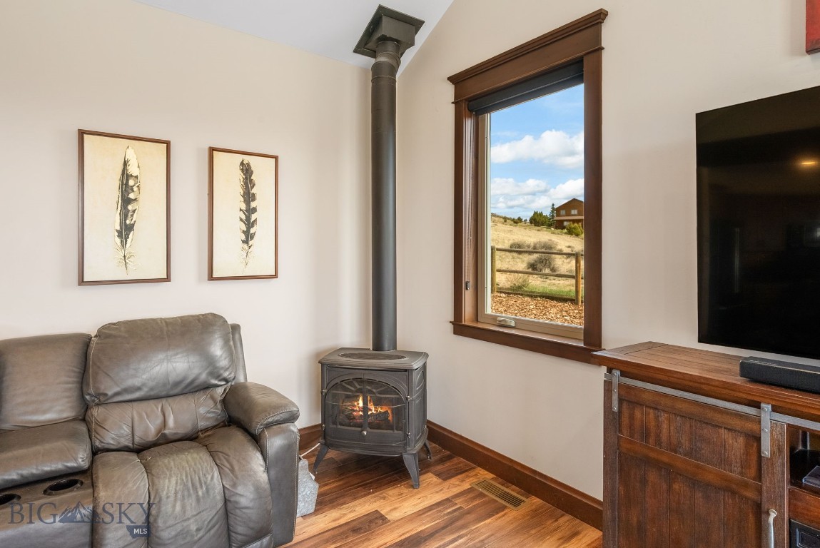 100 Saddle Ridge