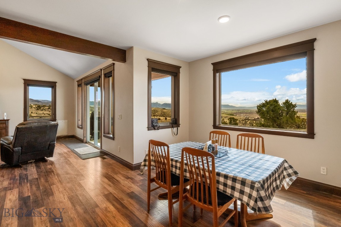 100 Saddle Ridge