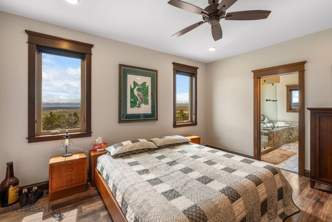 100 Saddle Ridge