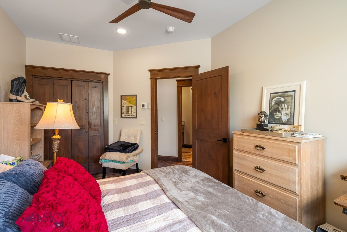 100 Saddle Ridge