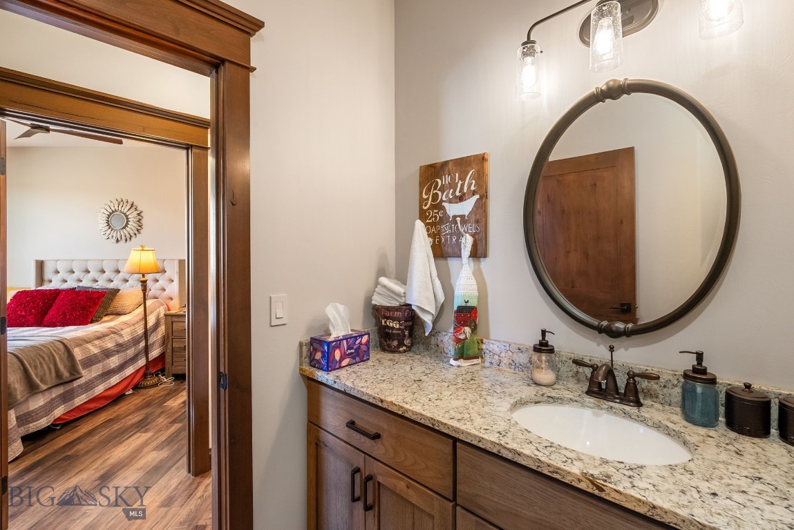 100 Saddle Ridge