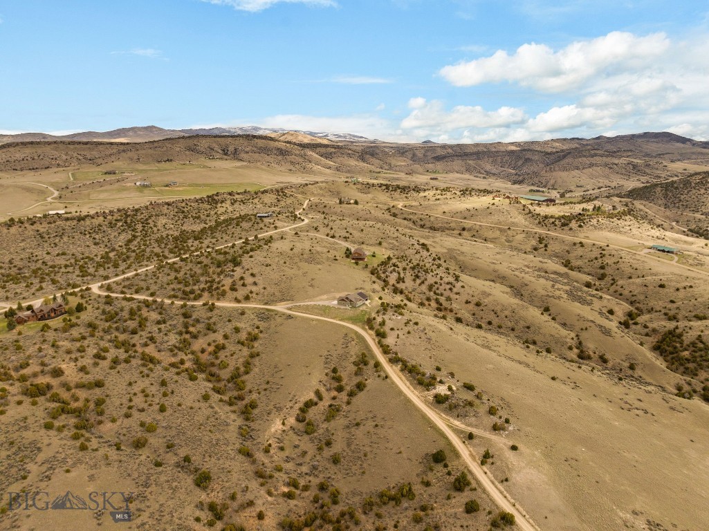 100 Saddle Ridge