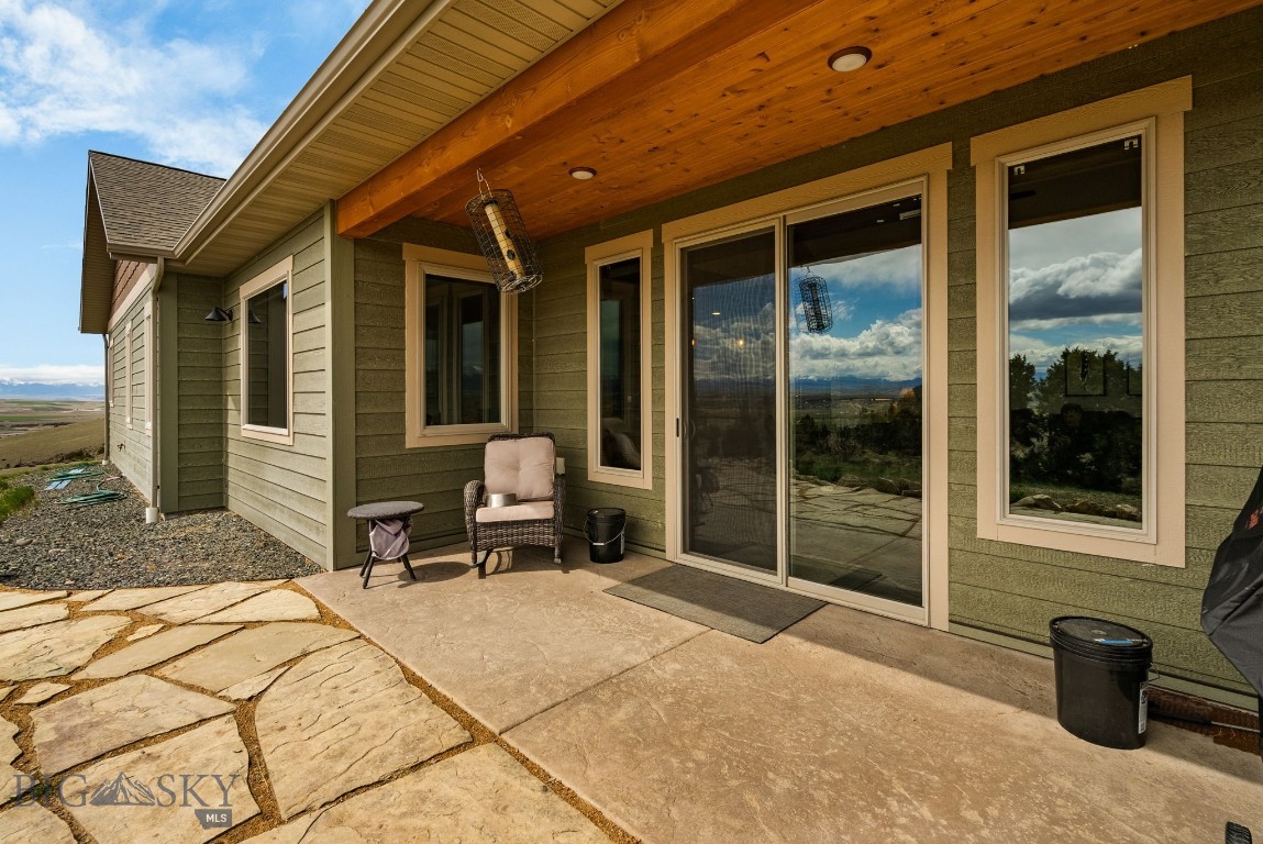 100 Saddle Ridge