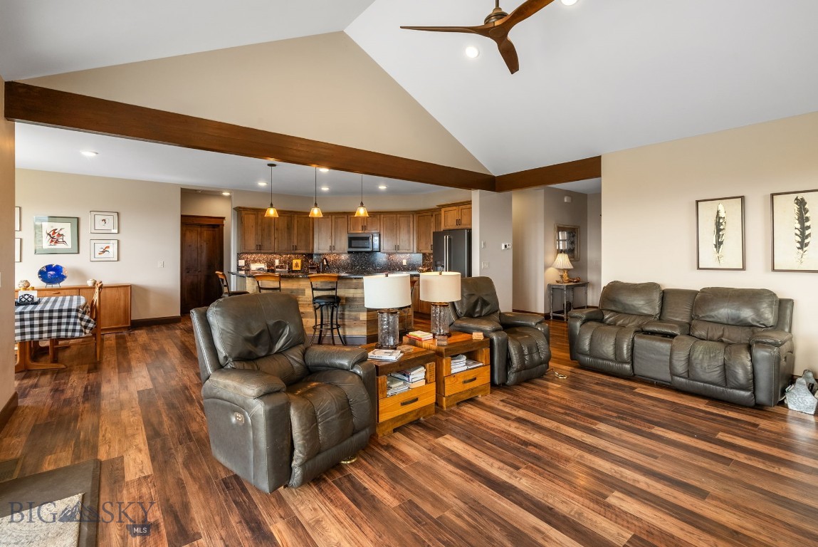 100 Saddle Ridge