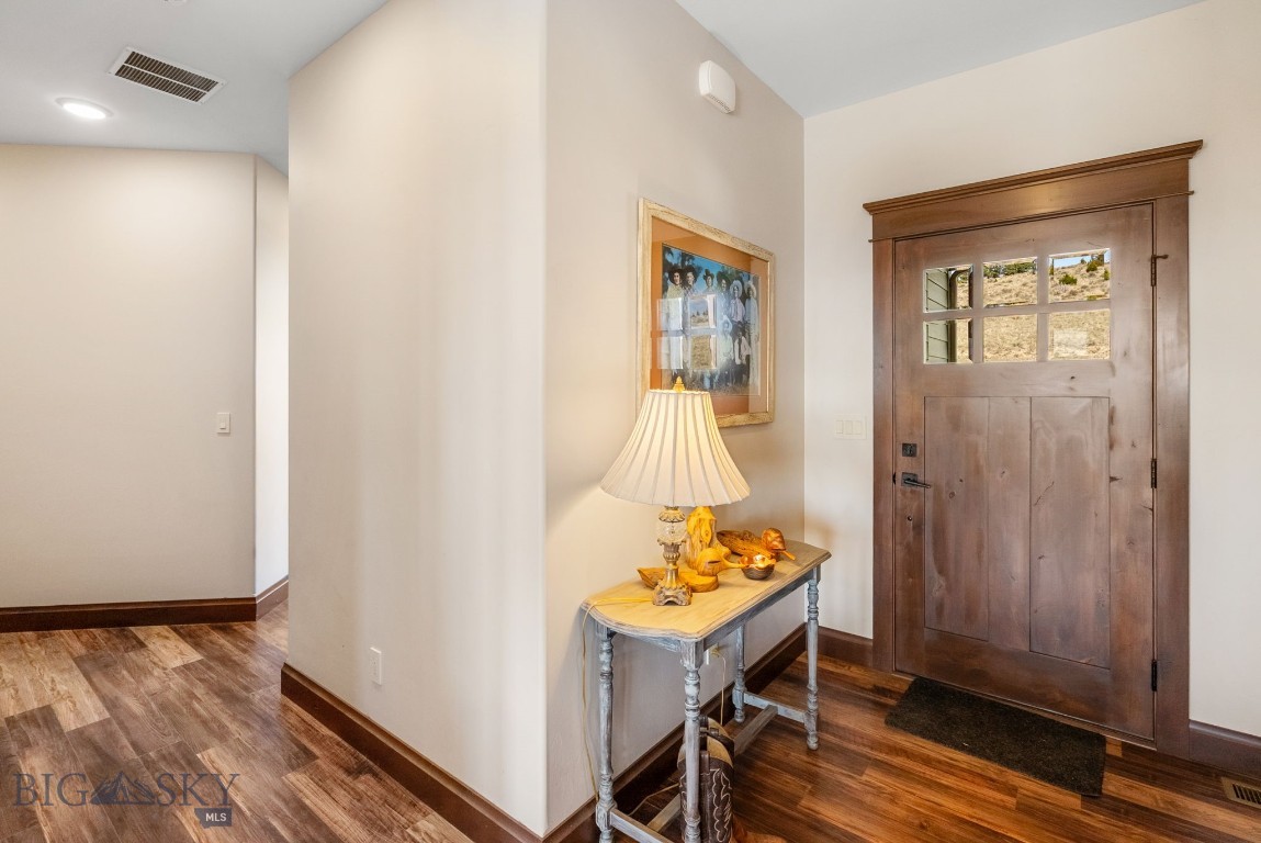 100 Saddle Ridge