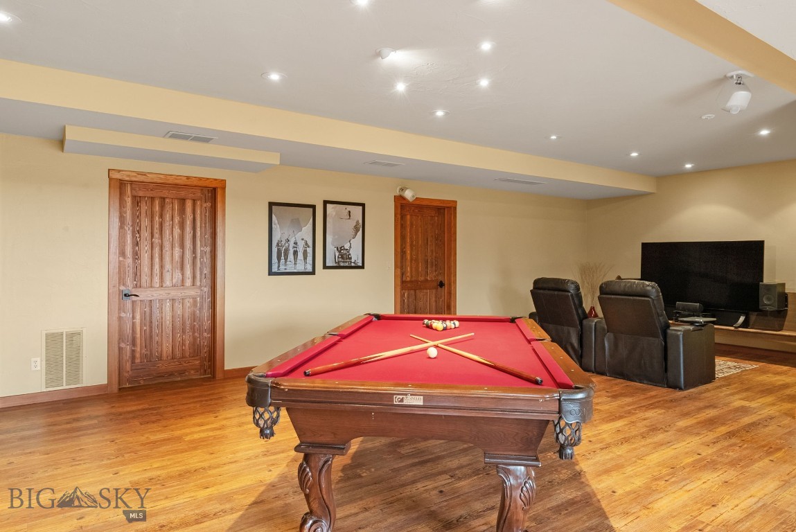 334 Sky Crest Drive