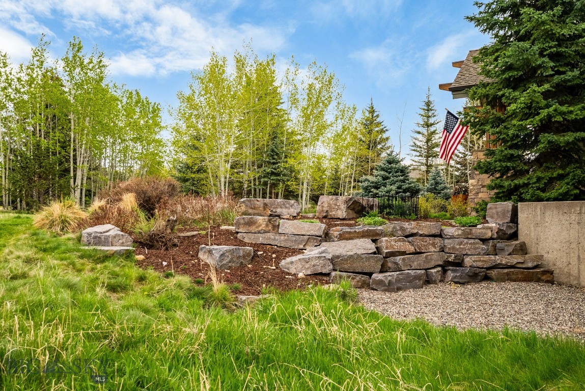 334 Sky Crest Drive