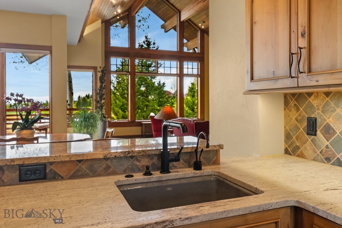 334 Sky Crest Drive