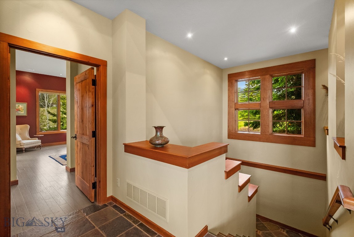 334 Sky Crest Drive