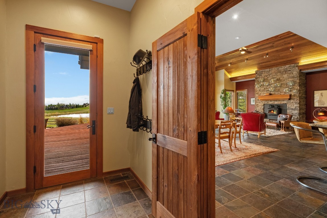 334 Sky Crest Drive