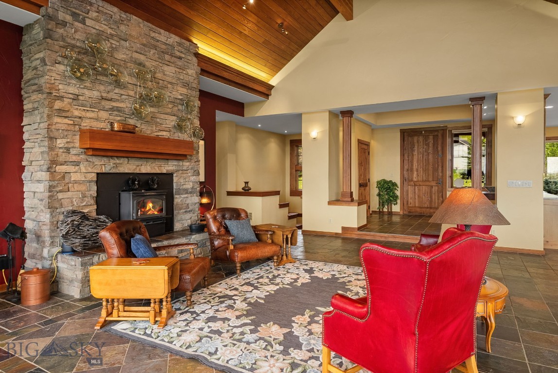 334 Sky Crest Drive