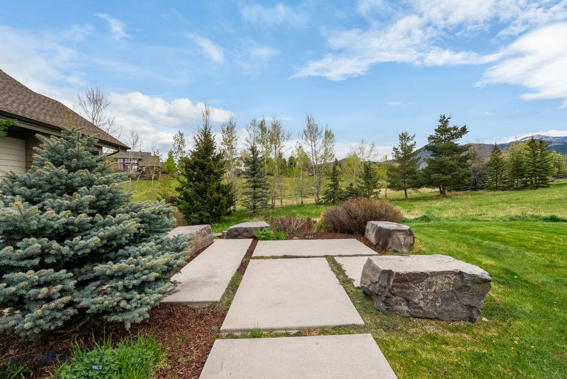334 Sky Crest Drive