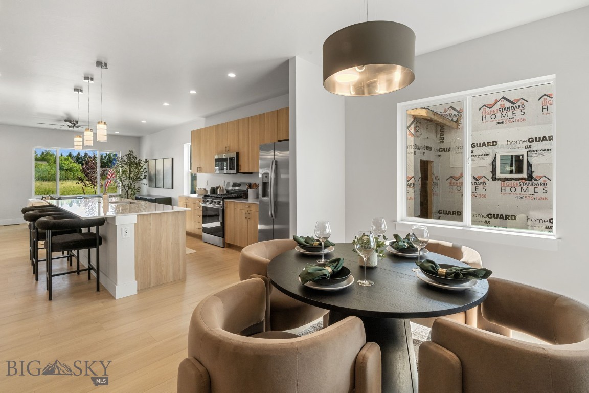 805 Spaniel Lane