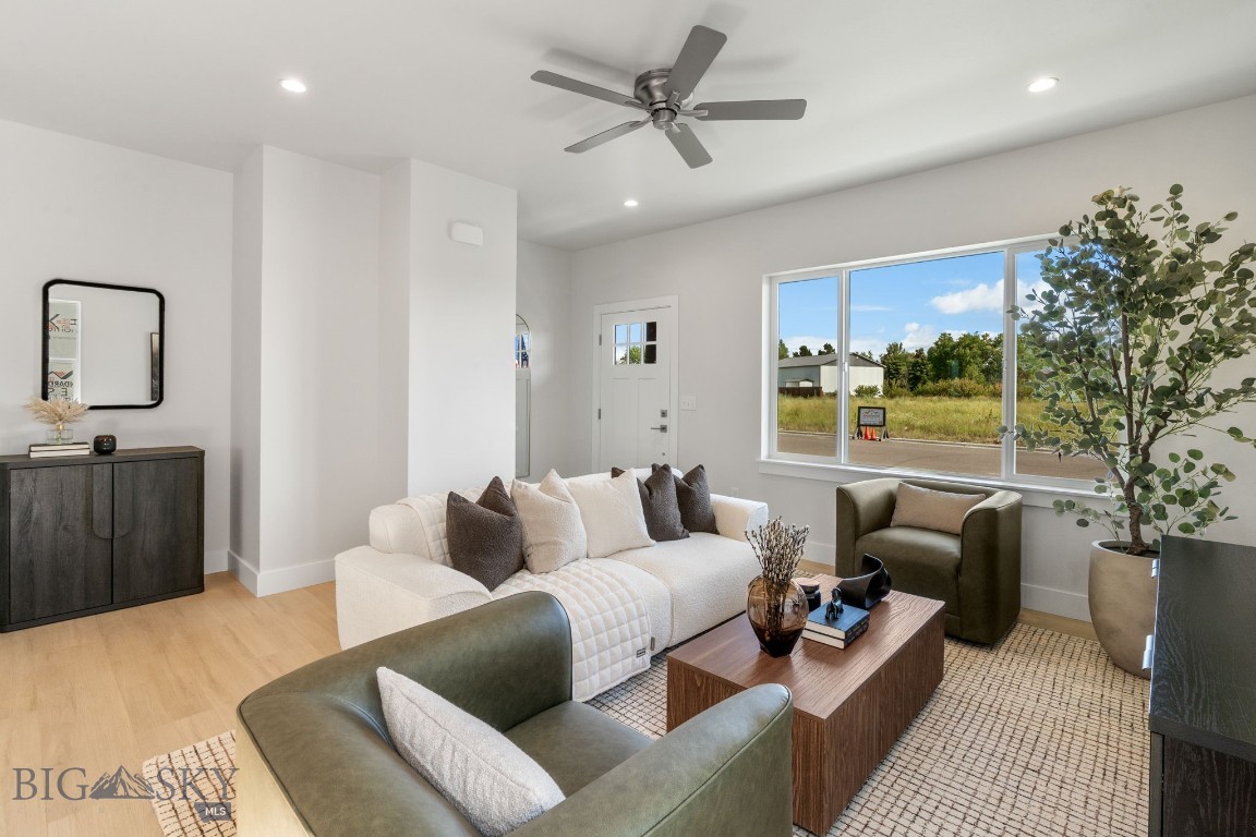805 Spaniel Lane