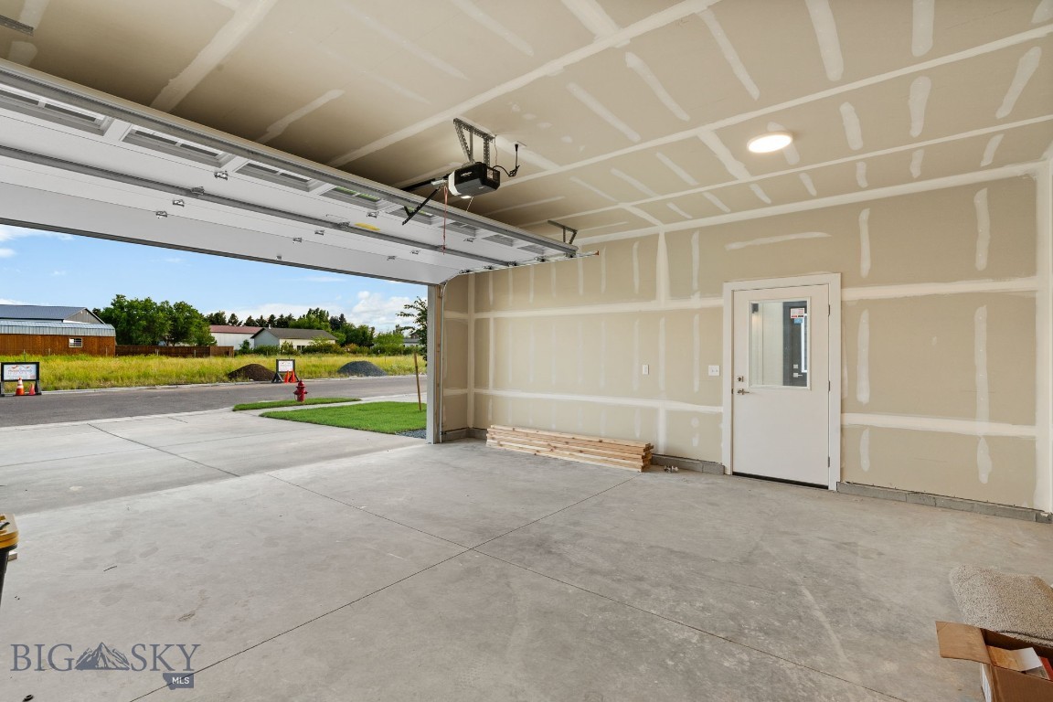 811 Spaniel Lane
