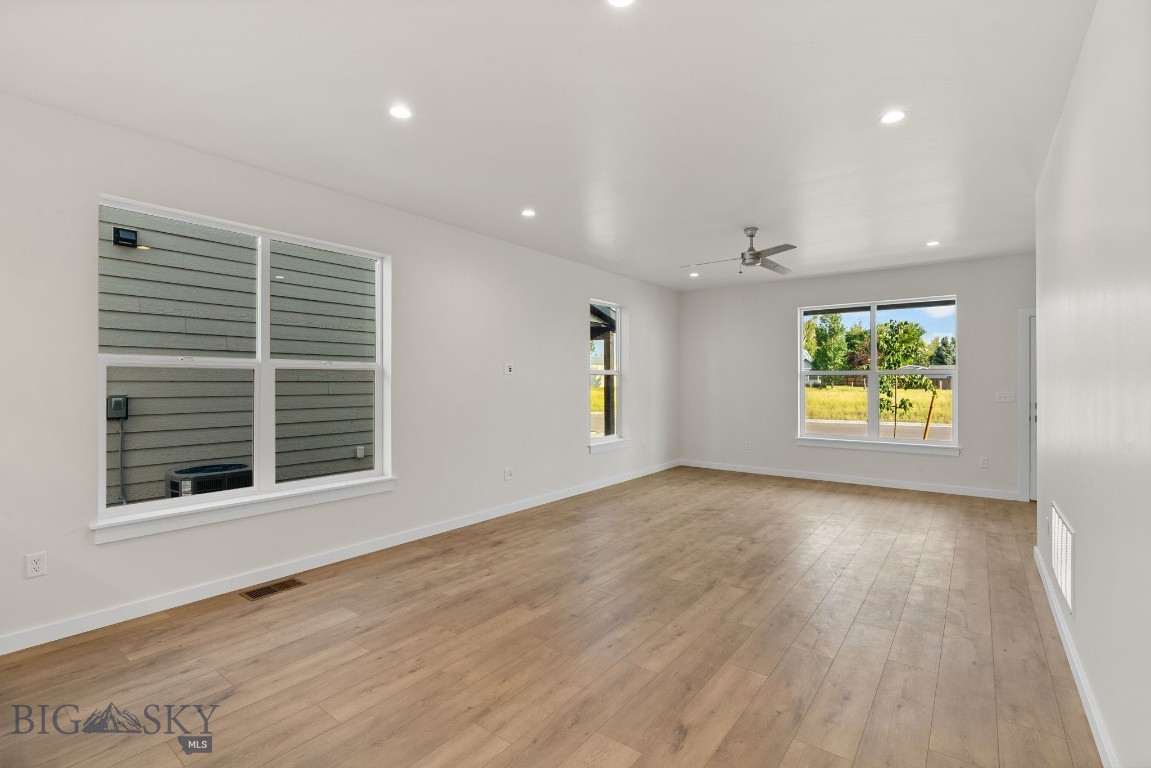 811 Spaniel Lane