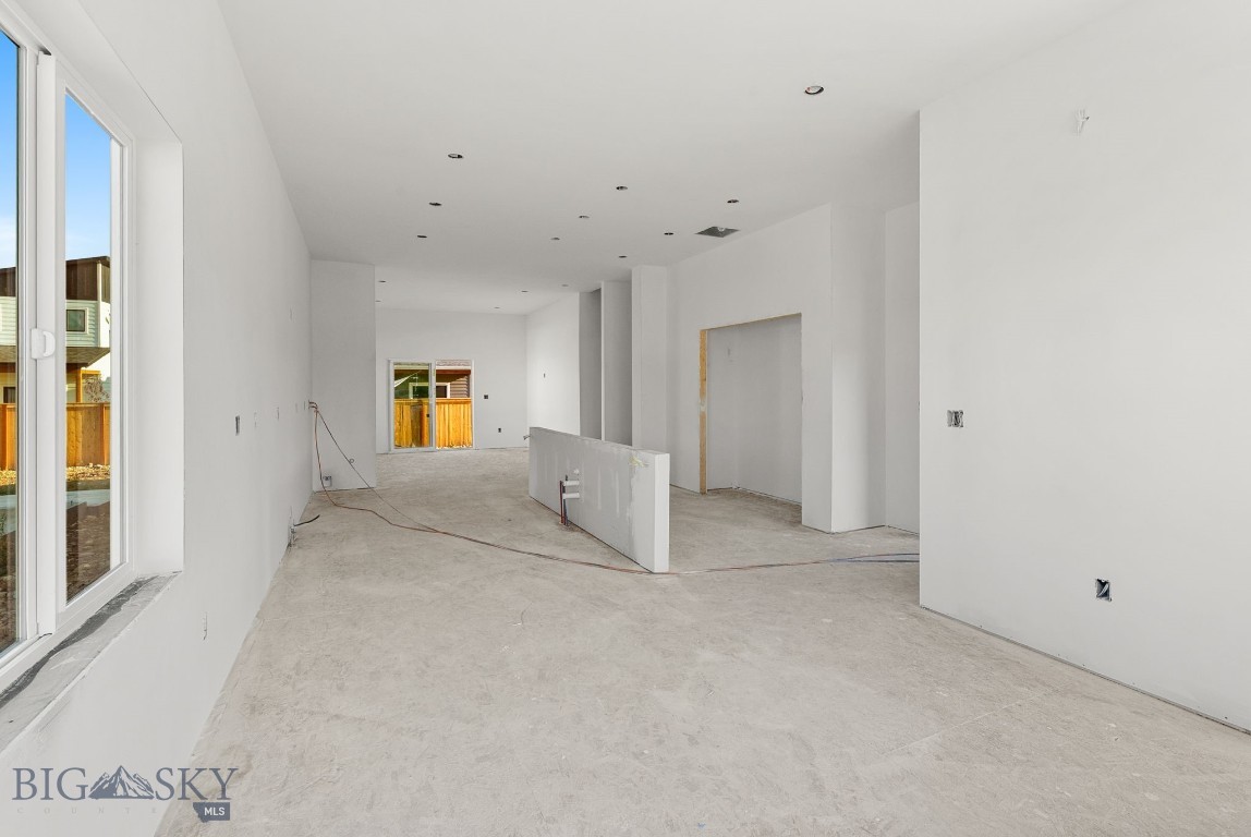 821 Spaniel Lane